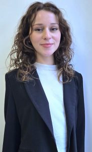 Cat<div class=ProfilGlobal>     <span class=profilName>Caterina</span>     <br><br>     Age: 22     <br>    Master Student in Cultural Industries     <br><br>     <span class=profilBold>French</span>: fluent     <br>     <span class=profilBold>Italian</span>: native     <br>     <span class=profilBold>English</span>: fluent <br>     <span class=profilBold>Spanish</span>: intermediate     <br> </div>erina
