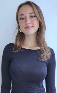 <div class=ProfilGlobal>     <span class=profilName>Nora</span>     <br><br>     Age: 21     <br>    Master Student in French and Italian Law     <br><br>     <span class=profilBold>French</span>: native     <br>     <span class=profilBold>Italian</span>: native     <br>     <span class=profilBold>English</span>: bilingual <br> <span class=profilBold>Spanish</span>: intermediate     <br> </div>